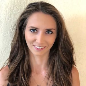 Meet your Posher, Julie